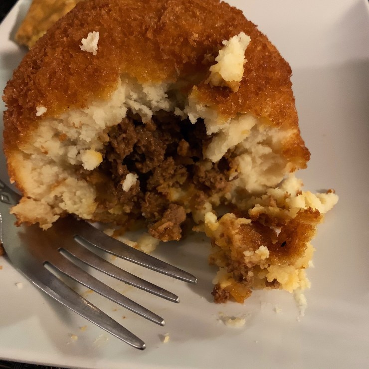 Papa Rellena from La Isla